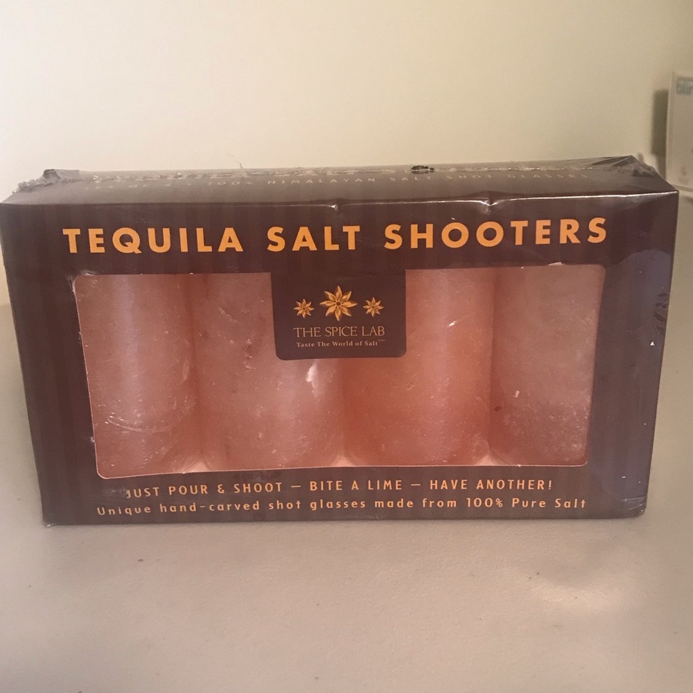 NEW The Spice Lab Tequila 100% Himalayan Salt Shooters hand-carved shot glasses